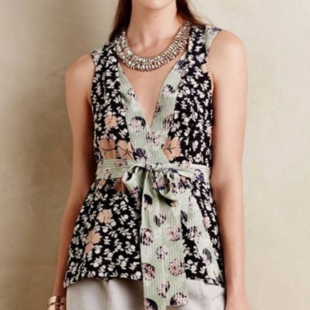 NWT Anthropologie HD in Paris Starflower Silk Wrap Top Size 4